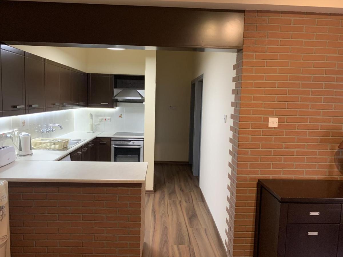 Kika Court 2 Appartement Paralimni Buitenkant foto