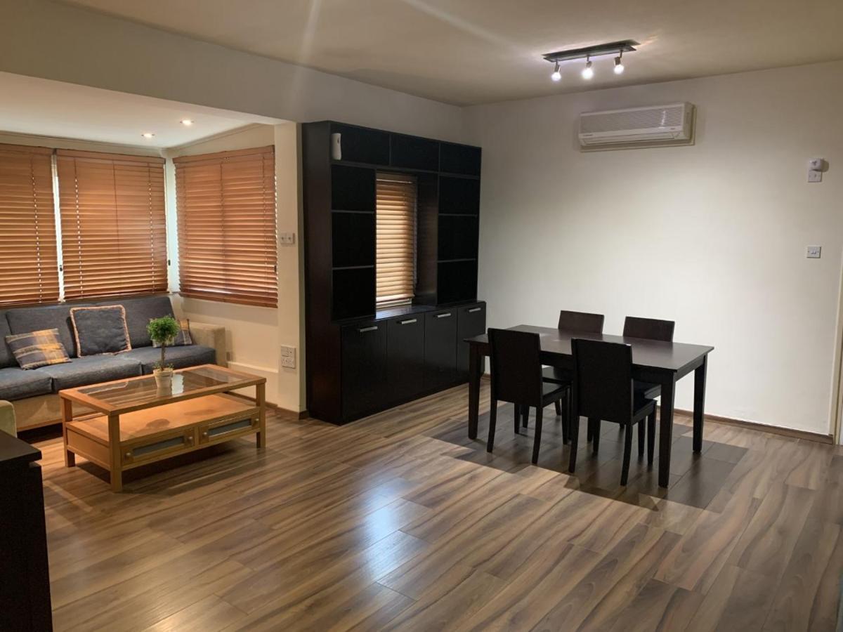Kika Court 2 Appartement Paralimni Buitenkant foto